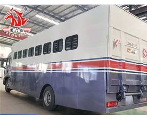 自行式运马车